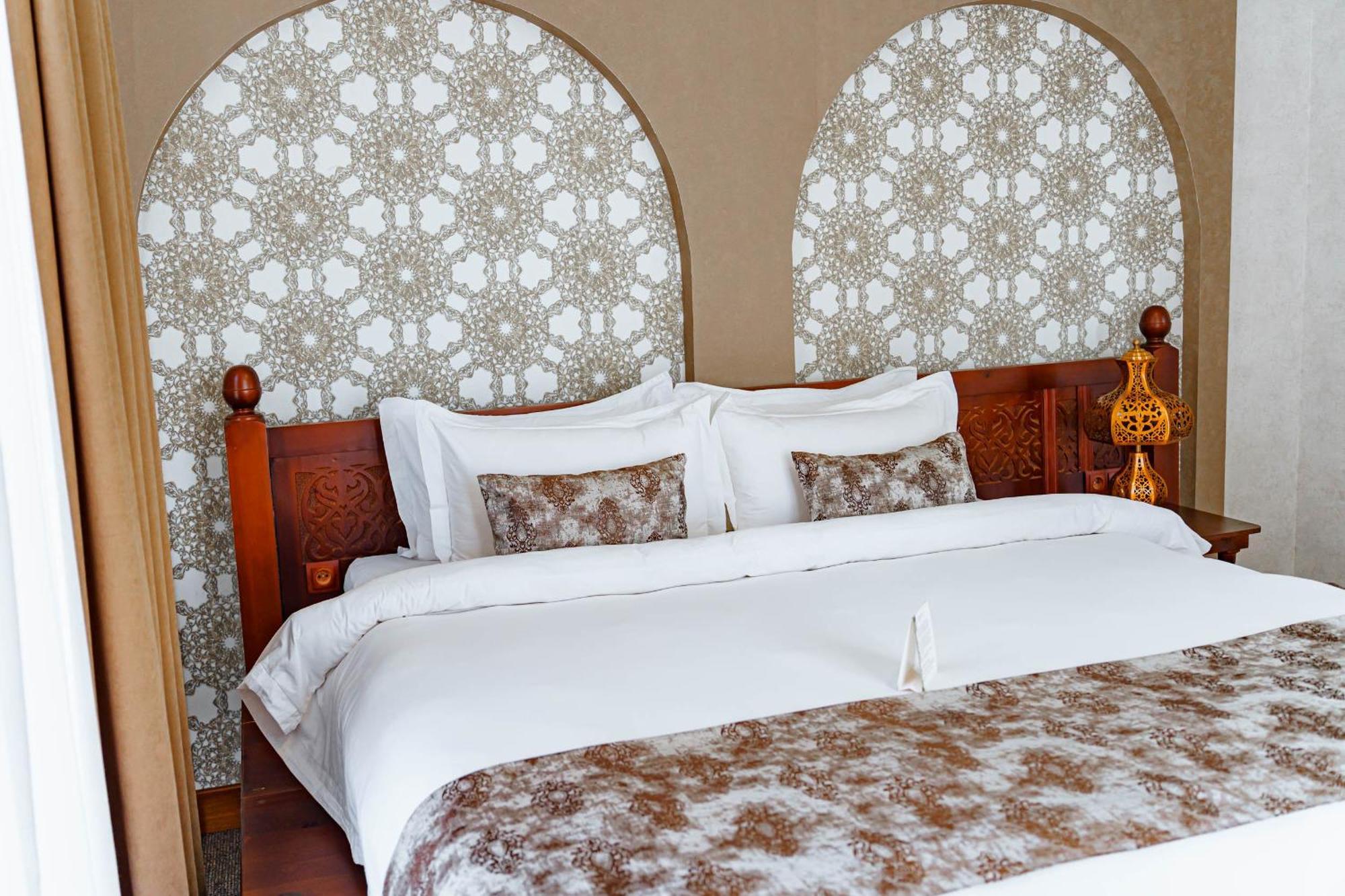 Jannat Resort Oş Cameră foto